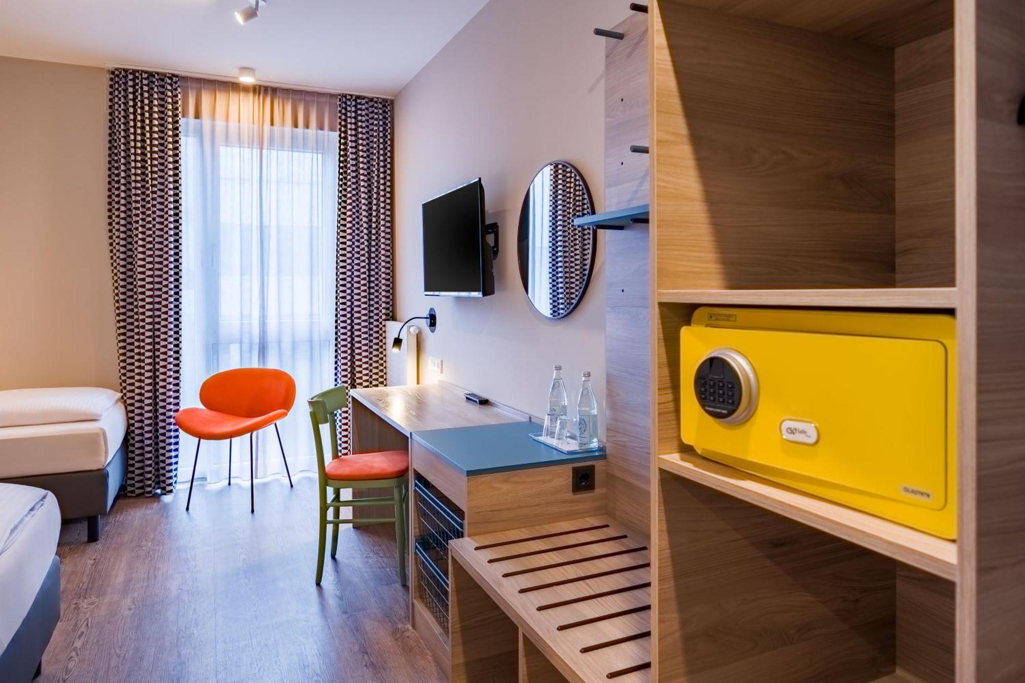 Ramada Encore By Wyndham Munich Messe Екстер'єр фото
