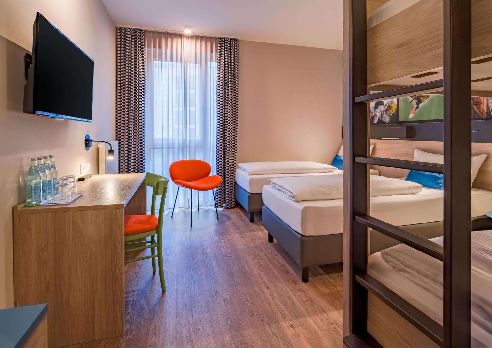 Ramada Encore By Wyndham Munich Messe Екстер'єр фото