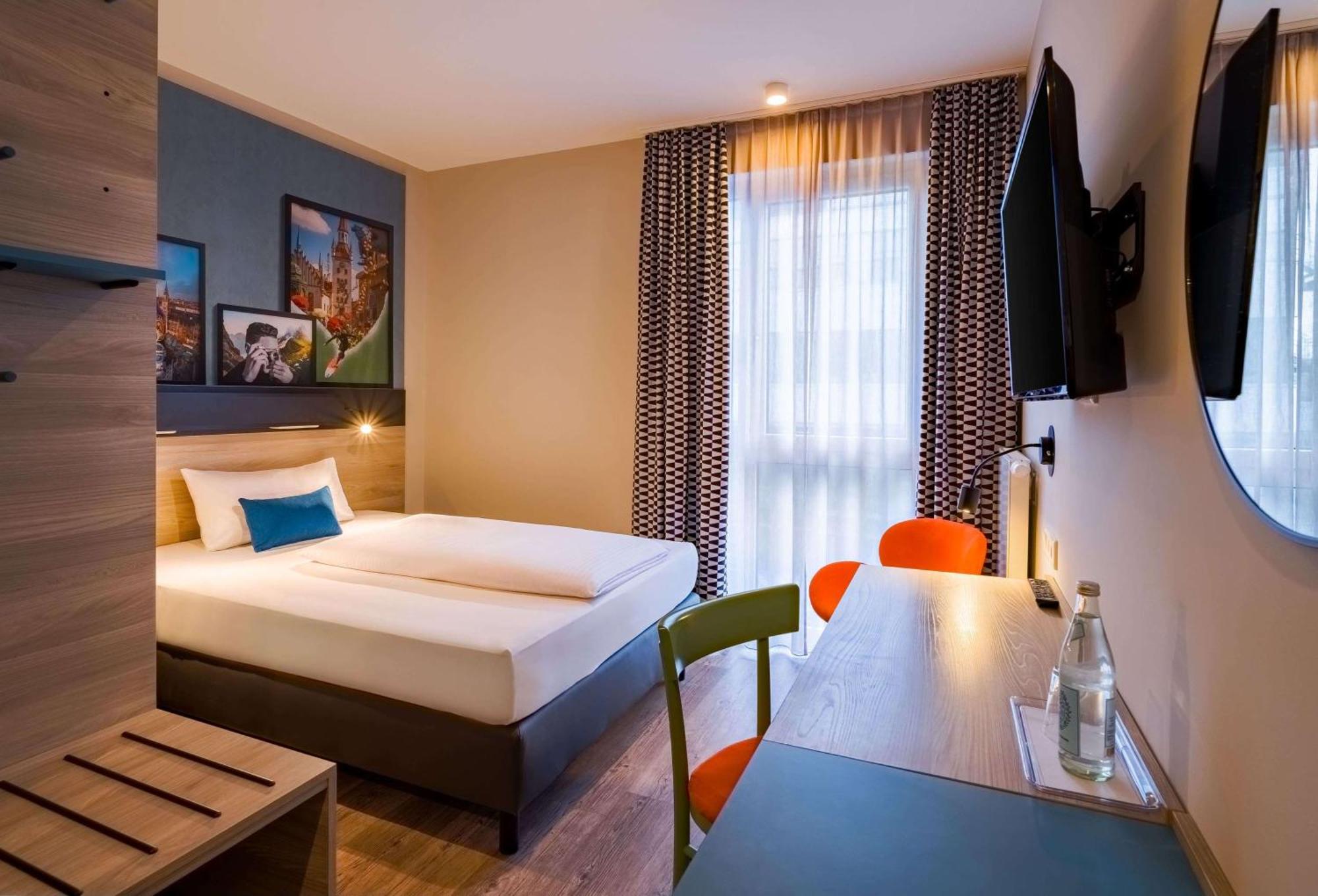 Ramada Encore By Wyndham Munich Messe Екстер'єр фото