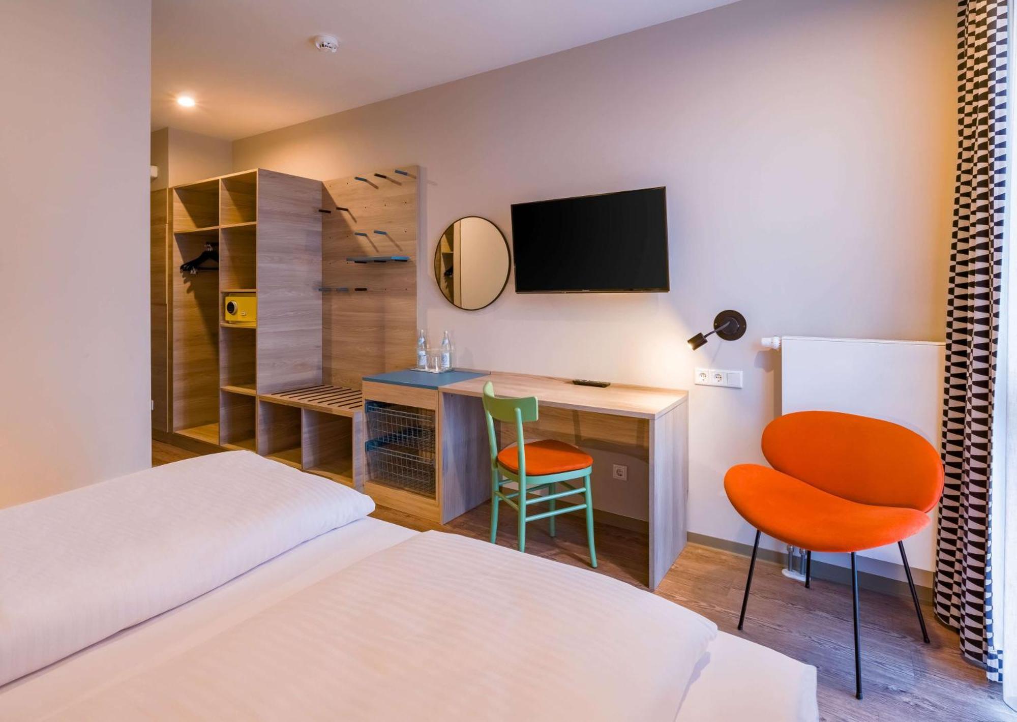 Ramada Encore By Wyndham Munich Messe Екстер'єр фото