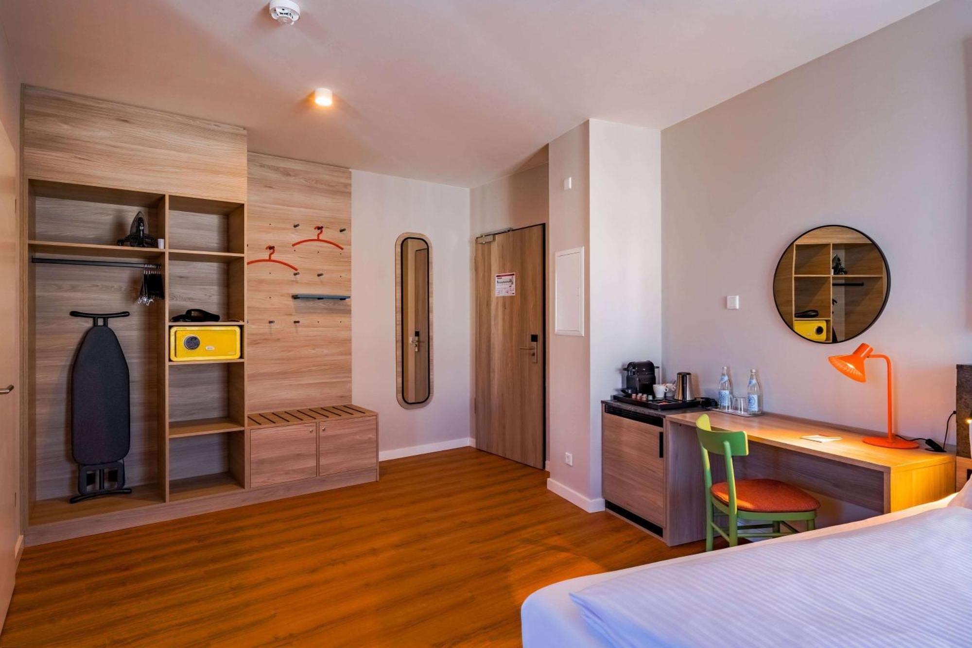 Ramada Encore By Wyndham Munich Messe Екстер'єр фото